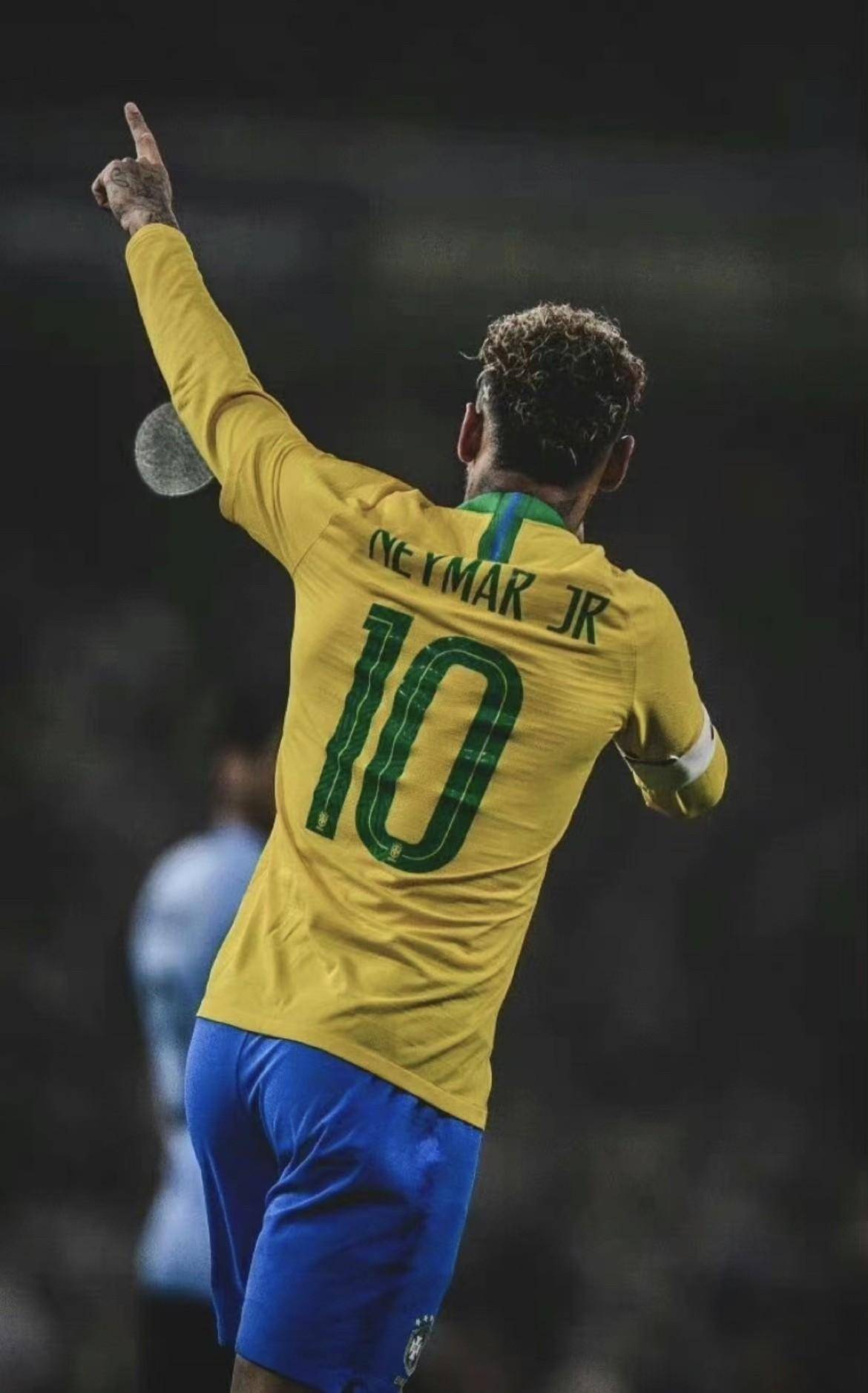 哈兰德迎来十五赛季出色发挥,巴黎圣日耳曼观众热烈欢呼!气势如虹延续 哈兰德迎来十五赛季出色发挥,巴黎圣日耳曼观众热烈欢呼!气势如虹延续