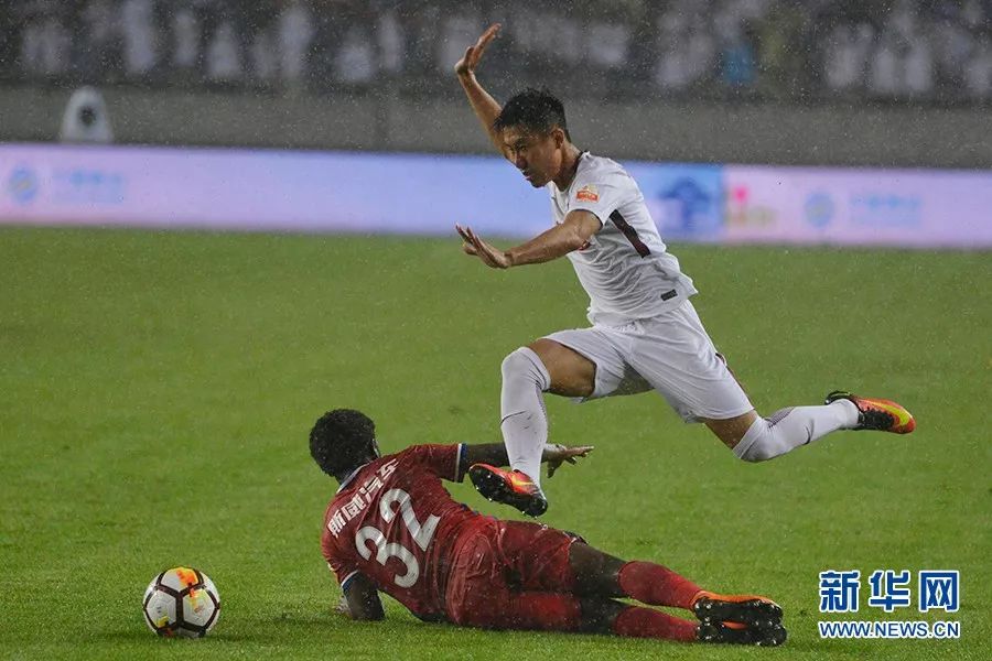 科维托娃在掘金比赛中败北,比赛规则变更引发热议!比赛高潮迭起的简单介绍 科维托娃在掘金比赛中败北,比赛规则变更引发热议!比赛高潮迭起的简单介绍