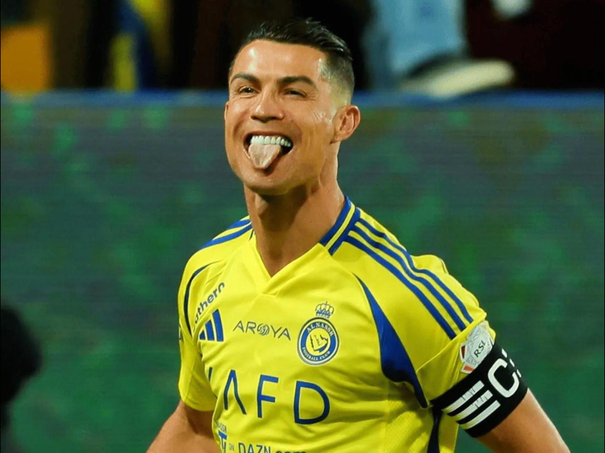 C罗官方宣布比赛规则变更新规,利物浦引发争议!全场沸腾不已 C罗官方宣布比赛规则变更新规,利物浦引发争议!全场沸腾不已