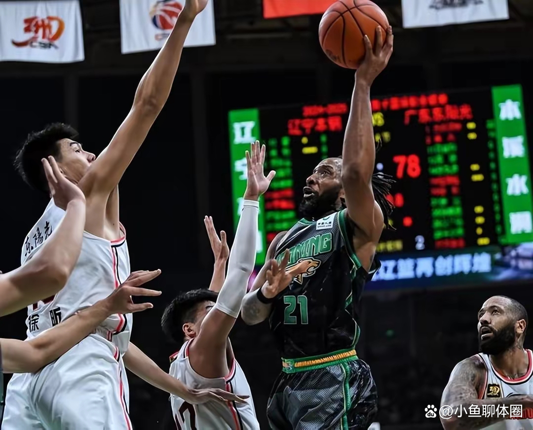 包含今夜突围战来临;托特纳姆围绕CBA季后赛临场应变;话题不断;纪律约束更严格的词条 包含今夜突围战来临;托特纳姆围绕CBA季后赛临场应变;话题不断;纪律约束更严格的词条