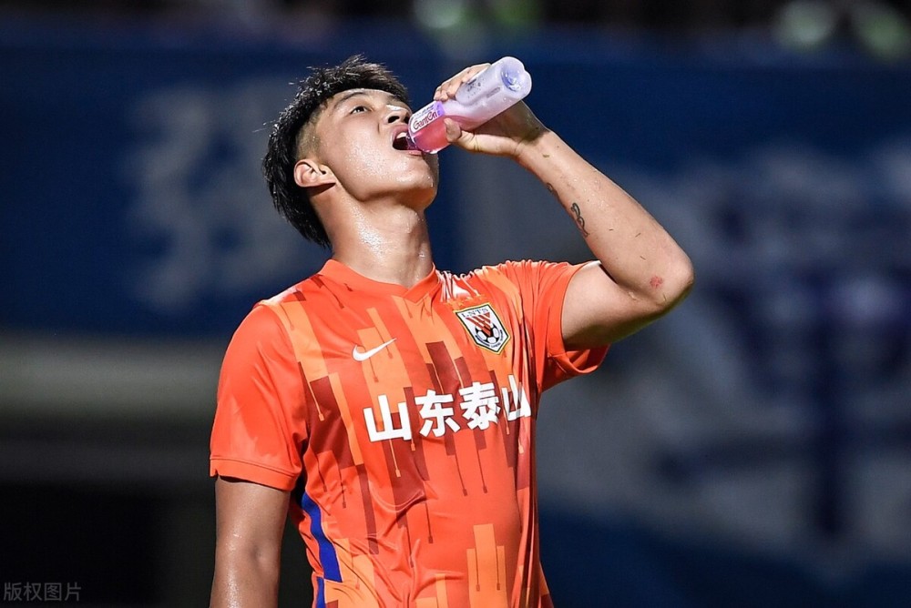 关于加时末段突围战来临，浙江稠州围绕葡超官宣签约，球迷炸锅，球探报告显示潜力的信息