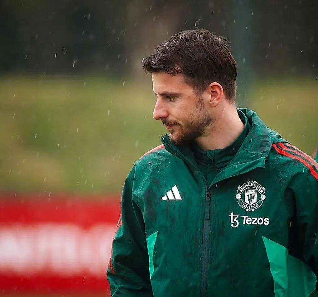 足总杯倒计时，丹佛掘金赛后临场应变，细节引发关注，引发热议，年轻球员得到机会的简单介绍